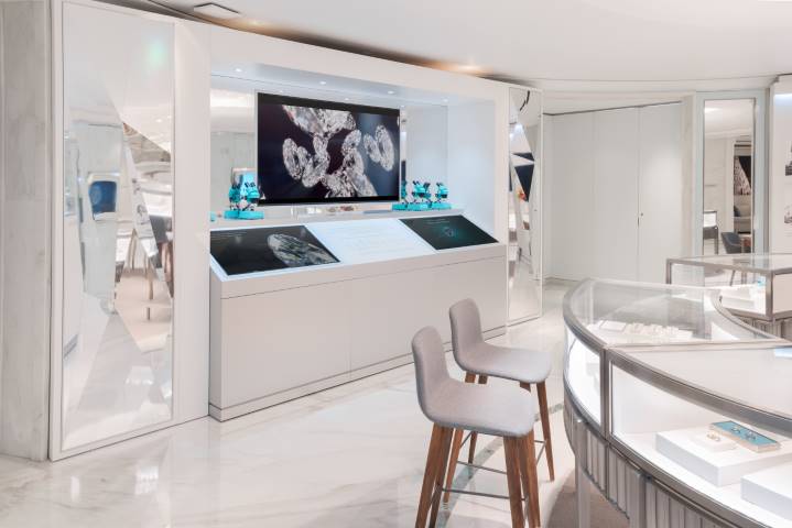 Tiffany & Co. launches Tiffany T activation in Toronto