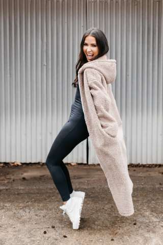 Introducing the Ultra-Cozy Kaitlyn Bristowe Collection! 🧥🎉 - Smash Tess