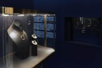 Stak-Tiffanys Lock Pop Up Yorkdale – Jan 90741-HR copy