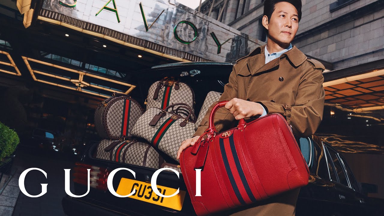 The Gucci Savoy Duffle connects the past and present through the refined  artistry of its heritage details. - Gucci Stories